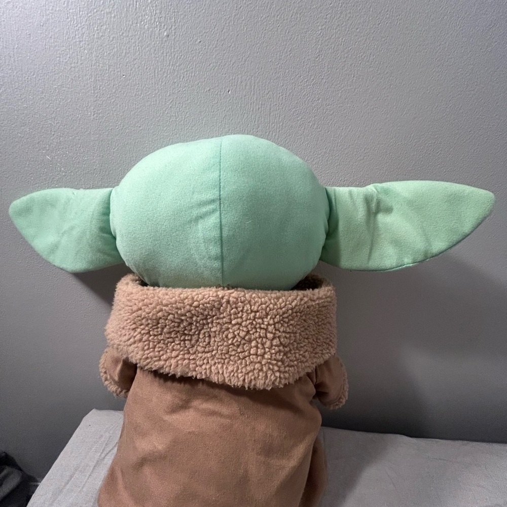 Baby yoda large Plush Toy - Picture 3 of 4